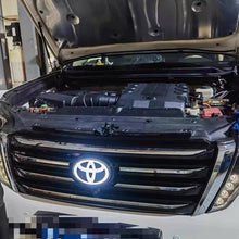 Load image into Gallery viewer, Toyota logo Hilux / Tundra /Prado (2018-2021 )/ Land Cruiser (2016-2021)/ led front toyota symbol light-4