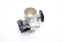 Load image into Gallery viewer, TN030-18510 High Quality Auto Engine Systems Export Throttle Body Assembly Suitable for Kia TIBA