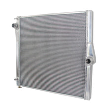Load image into Gallery viewer, Aluminum Radiator for BMW X5 L6 V8 3.0L 4.8L 2007-2010 Water tank - Auto Parts