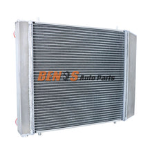 Load image into Gallery viewer, 3 Row Aluminum Radiator for Land Rover Discovery/Defender 300TDI BTP2275