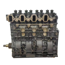 Load image into Gallery viewer, High Quality 3.9L 4D34 Diesel Engine Assembly For Mitsubishi Fuso Canter Truck Turbocharged Water Cooled Diesel Engines
