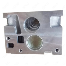 Load image into Gallery viewer, CLIO II 1998- K7J 7701472681 7701470256 7701467572 Cylinder Head for Renault Clio II Dokker Logan Megane 1.6L K7J Engine – OEM 7701472681