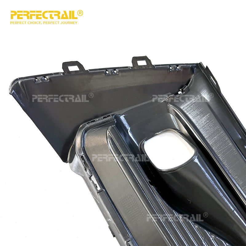 PERFECTRAIL JX7B-15A299-Y JX7B-15A298-Y Wholesale Auto Parts Fog Light Lamp Bezel Bracket Cover for Ford Focus 2015-