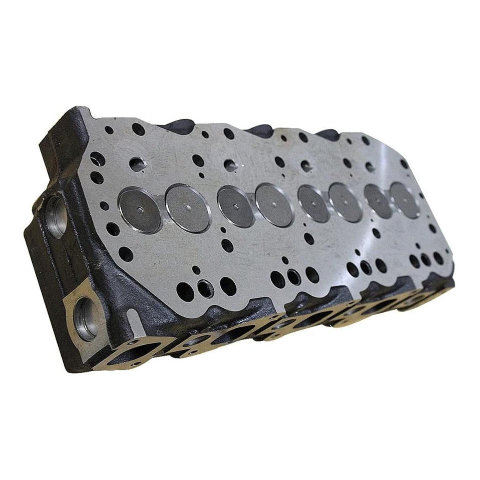 Factory Price Auto Engine TD27 TD27T Complete Cylinder Head for Nissan Terrano with 8 Valves and 4 Cylinders