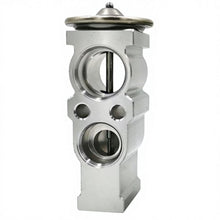 Load image into Gallery viewer, S1017 OE 8106100AGW01A Automotive Air Conditioning Expansion Valve for Jolion, CS55 PLUS