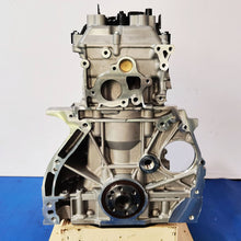 Load image into Gallery viewer, Auto Engine Assembly QR25 4JM QR25DE 2.5L Petrol Motor Long Block for Nissan Navara D40 D23 NP300 Frontier Pickup