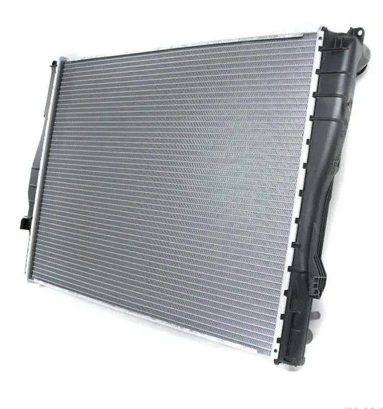 BMW 3 Series E46 E90 Z4 Engine Radiator 17119071517 / 17117559273
