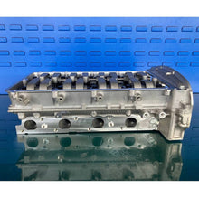 Load image into Gallery viewer, FXFA ZSD D2FA D4FA D0FA F4FA Bus Van Diesel Engine Cylinder Head for Ford Transit Platform Chassis 2.4L 16V 908766 908266