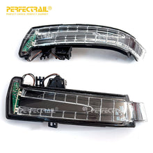 Load image into Gallery viewer, 2128109100 2128109000 Auto Parts LED Door Mirror Turn Signal Light Wing Lens Indicator Lamp for Mercedes Benz W176 W204 W212
