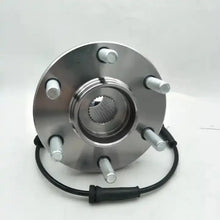Load image into Gallery viewer, Mitsubishi Pajero IV / Montero 2006–2019 Front Wheel Hub Bearing Assembly 3780A007