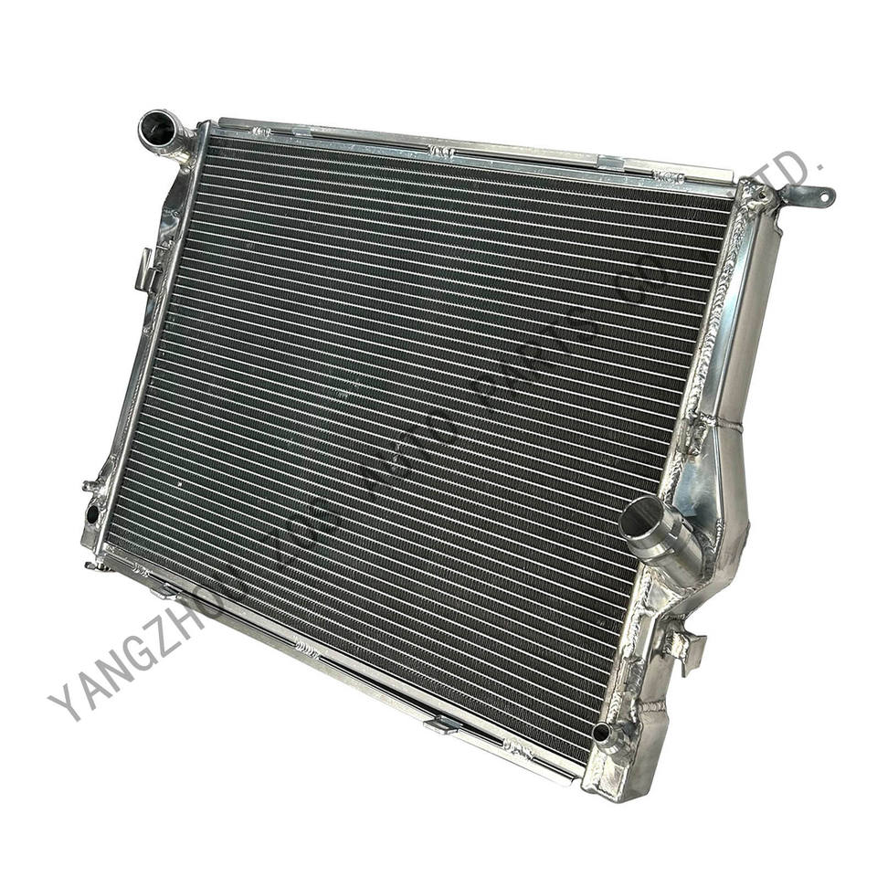 Car Radiator for BMW 1 Series E81 | E82 | E87 | E88 3 Series E90 | E91 | E92 | E93 E84 E89 RADIATOR 2004-2015