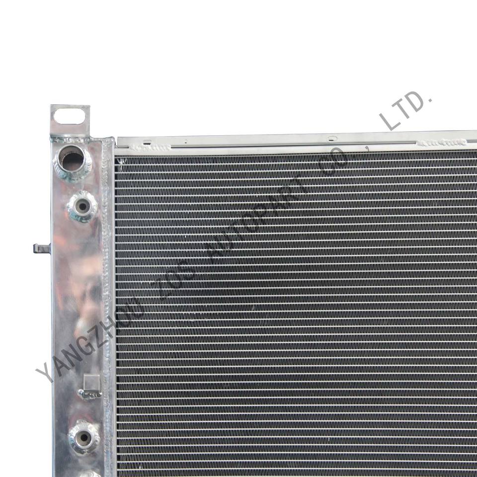 Car Radiator for Chevrolet Silverado 1500 2500 3500 Hummer H2 Silverado 1500 2500 3500 / AM General Hummer