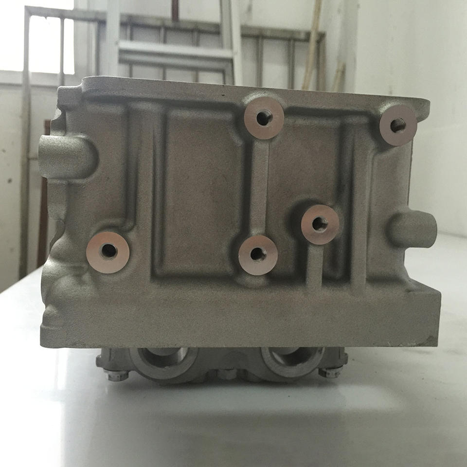 Aluminum Alloy 3.2L DOHC 16V ME204200 Engine Cylinder Head for Mitsubishi Pajero Montero Triton 3.2 DI-D Bare Head