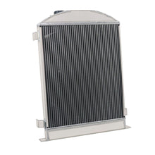 Load image into Gallery viewer, 3-Row Aluminum Radiator in Stock for 1932 Ford Model Grill Shells 3" Chopped Chevy V8