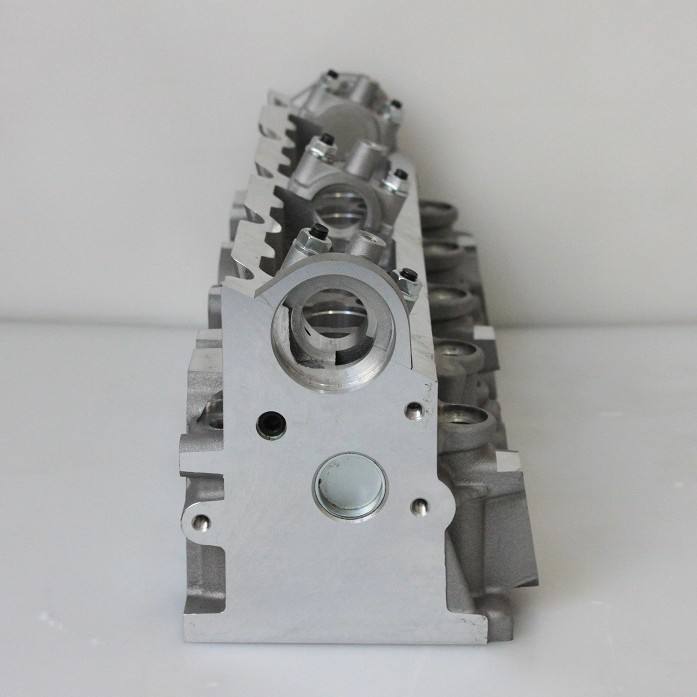 XUD9 908068 908067 908072 908074 Complete Cylinder Head for Citroen Jumper for Fiat Scudo Ducato for Peugeot 306 405 806 Boxer