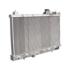 Load image into Gallery viewer, Car Radiator for Honda CR-V CRV 2.0L L4 1972cc -ci 1997-2001