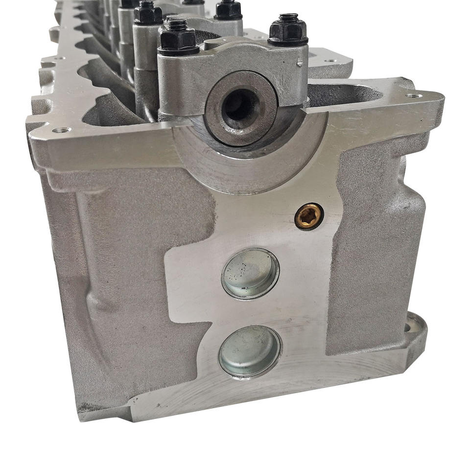 RD28T RD28 Complete Cylinder Head Assy for Nissan Patrol 2826cc 2.8TD 11040-20V02 908501 SOHC 12v