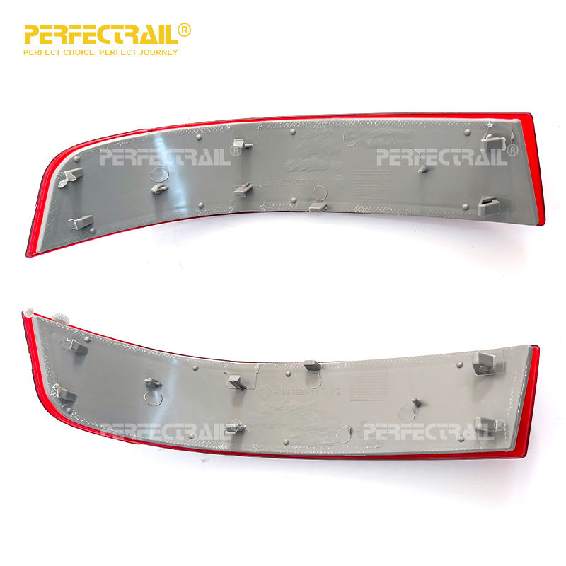 PERFECTRAIL 1648201174 1648201274 Auto Parts Rear Bumper Reflector Light for Mercedes Benz GL-Class X164 GL320 GL450 GL550