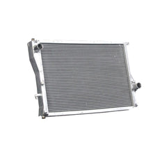 Load image into Gallery viewer, Aluminum Radiator for BMW 525i 528i 530i 540i 740i 740iL 750iL M5 Z8 1999-2005 Water tank - Auto Parts
