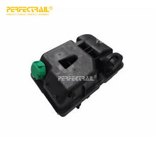 Load image into Gallery viewer, PERFECTRAIL 1960437 Car Auto Parts Expansion Tank With Cap for DAF XF FA 410 2012-