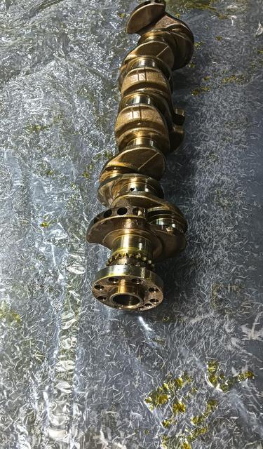 B57D30 crankshaft OE 11218571851