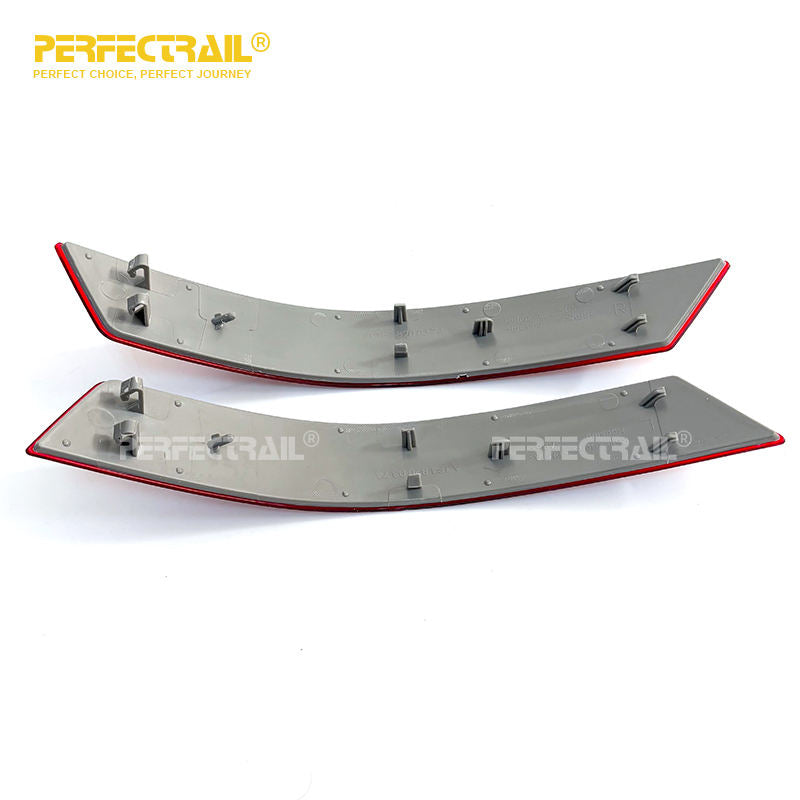 PERFECTRAIL 1648200374 1648200674 Auto Parts Rear Bumper Reflector Light for Mercedes Benz ML320 ML350 ML450 ML550 ML63 AMG