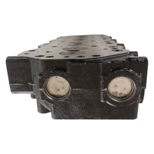 Load image into Gallery viewer, Durable Cast Iron 3.2L Diesel Engine Spare Parts 11040-63G01 Cylinder Head for Nissan Navara D22 Frontier Urvan QD32