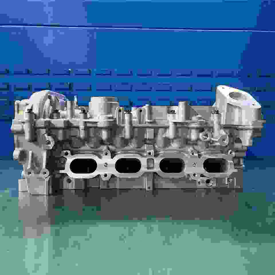 Brand New M274 920 C200 Cylinder Head A2740106602 for MERCE DES B Enz C200 2.0T 16 VALVE