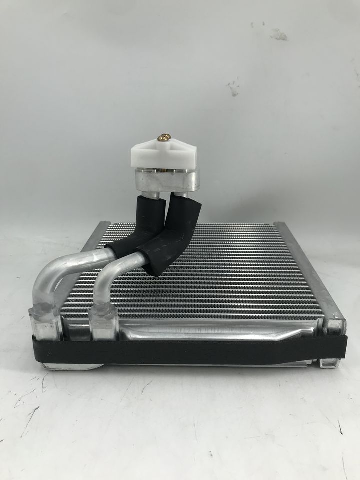 AC Evaporator Coil for Kia Rio 17 OE 97139H9000, Compatible with Toyota, Hyundai
