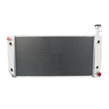 Load image into Gallery viewer, Aluminium Radiator for 2004-2016 Chevy Express GMC Savana 2500 3500 4500