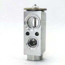Load image into Gallery viewer, S13008 OE ADNAJ40180 Air Conditioning Expansion Valve for Soueast Auto DX3