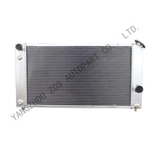 Load image into Gallery viewer, Car Radiator for Chevrolet Blazer S10 / GMC Jimmy Sonoma / Isuzu Hombre / Oldsmobile Bravada V6 4.3L 1996-2005