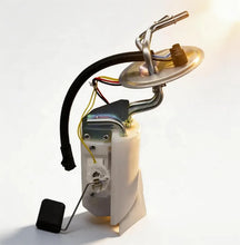 Load image into Gallery viewer, Ford F-150 / F-250 / F-350 1992–1997 Fuel Pump Assembly SP2007H