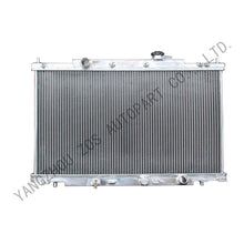 Load image into Gallery viewer, Custom Car Radiator for Honda CR-V CRV Element 2002-2006 RD5