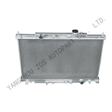 Load image into Gallery viewer, Custom Car Radiator for Honda CR-V CRV Element 2002-2006 RD5