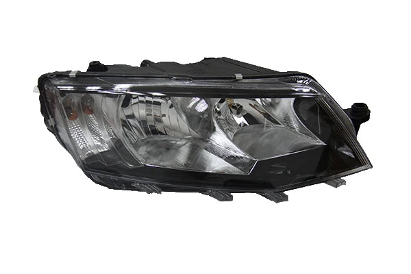Skoda Octavia 5E 2013–2020 LED Headlight Assembly 5E1941015 / 5E1941017