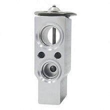 Load image into Gallery viewer, S18019 OE 1772728 Automotive Air Conditioning Expansion Valve for Scania &amp; John Deere