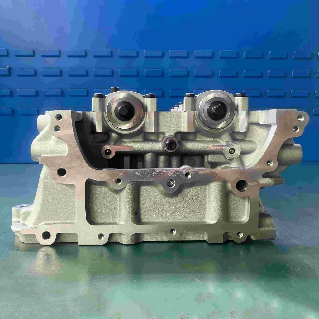 908734 A6510105511 6510103220 OM651940 Engine Cylinder Head for Mercedes Benz C CLASE S CLASE VITO 16