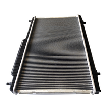 Load image into Gallery viewer, Copper Aluminum Radiator for Chery A5 OE A21-1301110