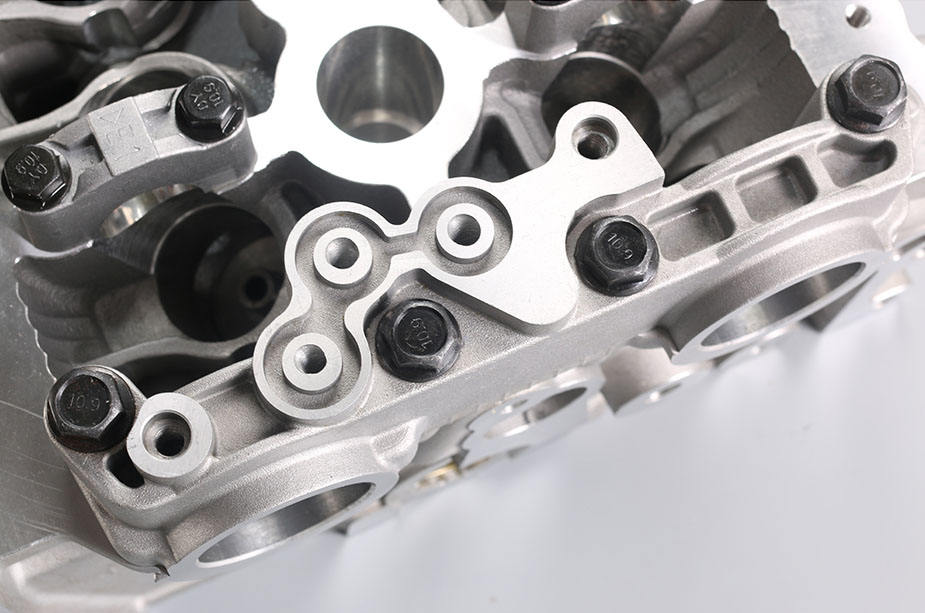 High Quality G4FG 1.6 Engine Empty 4 Valve 1591cc Cylinder Head Assembly for Hyundai Kia 22100-B200