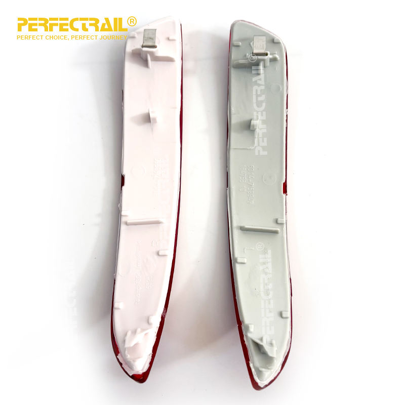 PERFECTRAIL 63217158949 63217158950 Manufacturer Auto Parts Left Right Rear Bumper Reflector Light for BMW X5 E70 2006-2013