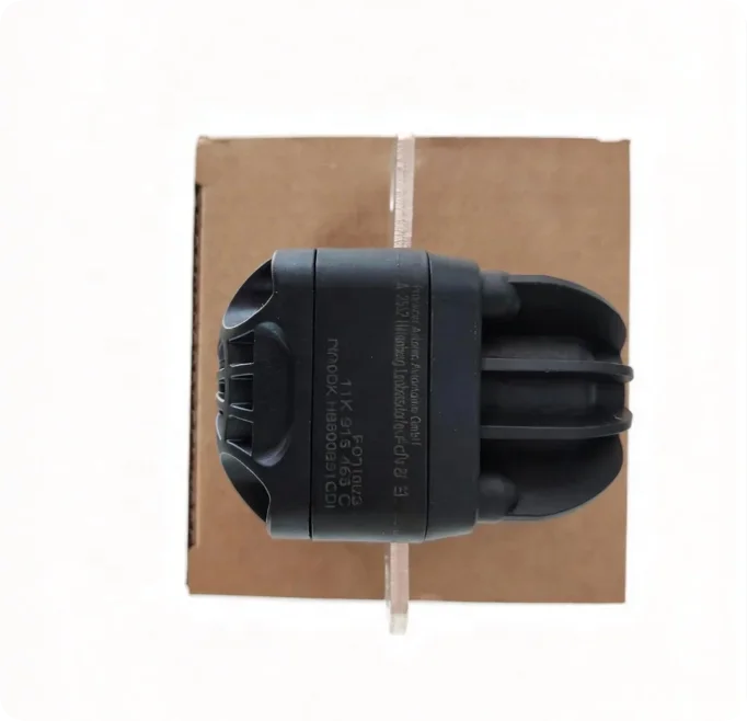 VW ID.3 ID.4 ID.5 ID.6 / Audi Q4 e-tron High Voltage Battery Disconnect Unit 11K915463C