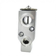 Load image into Gallery viewer, OE 615837C Automotive Air Conditioning Expansion Valve for Captiva/Winstrom/Antara