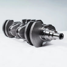 Load image into Gallery viewer, OE 23111-02810 23111-02811 23111-02812 1.1L G4HG G4HD Diesel Engine Cast Iron Crankshaft for Hyundai ATOS GETZ Kia PICANTO