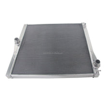 Load image into Gallery viewer, Performance Radiator For BMW core size 610*278*40mm X5 L6 V8 3.0L 4.8L 2007-2010