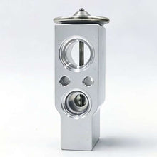 Load image into Gallery viewer, S5020 OE WL-HGE1300 Automotive Air Conditioning Expansion Valve for Geely LC2/GC2
