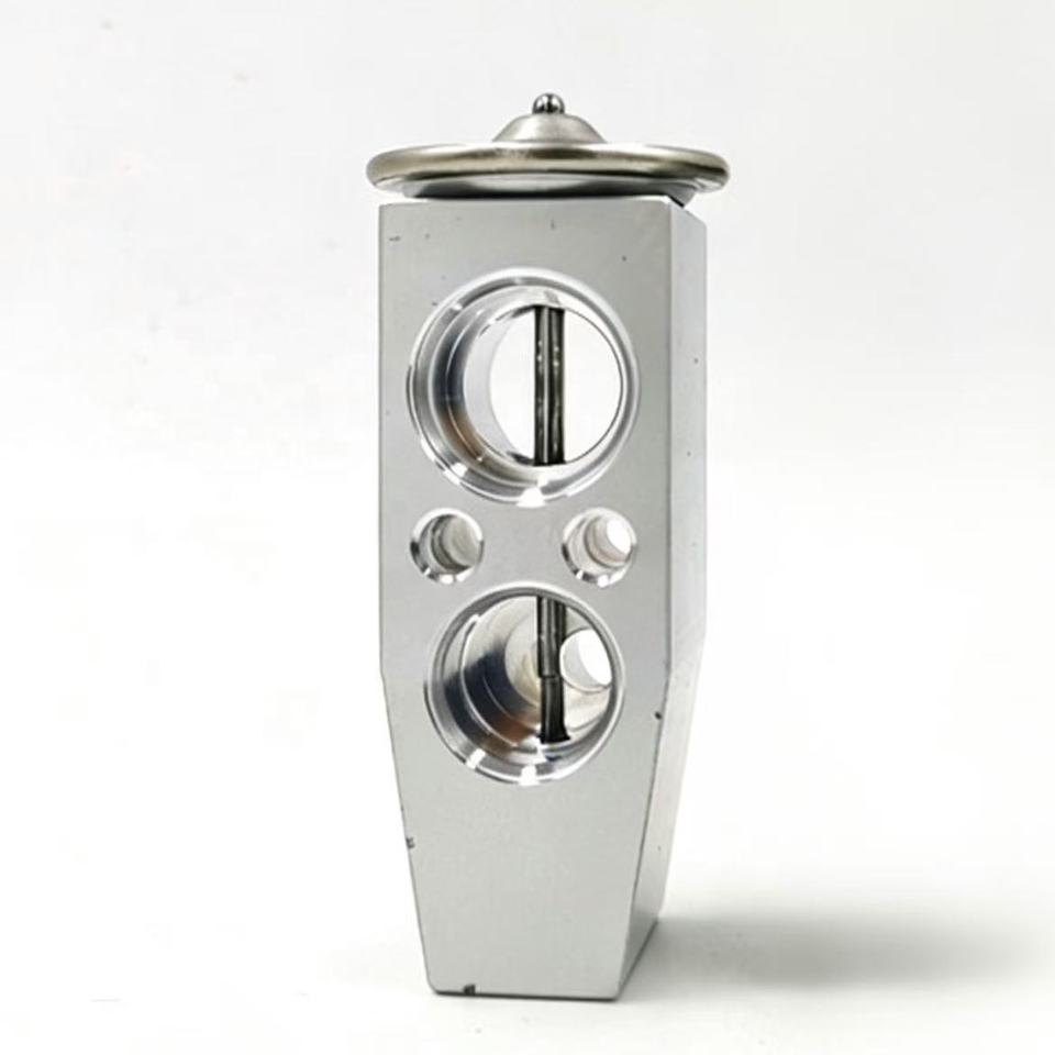 OE 88515-26080 Automotive Air Conditioning Expansion Valve for Hilux, 4Runner, Hiace