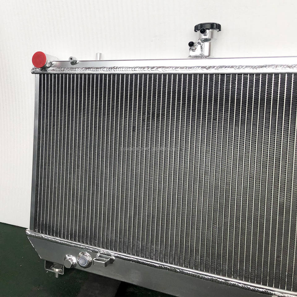 Cooling Radiator for Chevrolet Camaro V8 6.2L 2010-2011 Core Size385*758*56mm