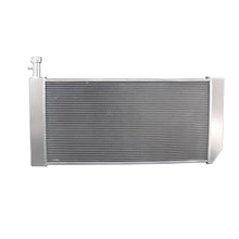 Load image into Gallery viewer, Full Aluminum Radiator for Chevrolet Express 2500 3500 4500 Pasajeros GMC Savana V8 4.8L 6.0L 2004-2019
