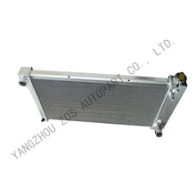 Load image into Gallery viewer, Car Radiator for Chevrolet Blazer C10 C20 C30 G10 G20 G30 K10 K20 K30 P10 P20 P30 / GMC Jimmy C15 C25 C35